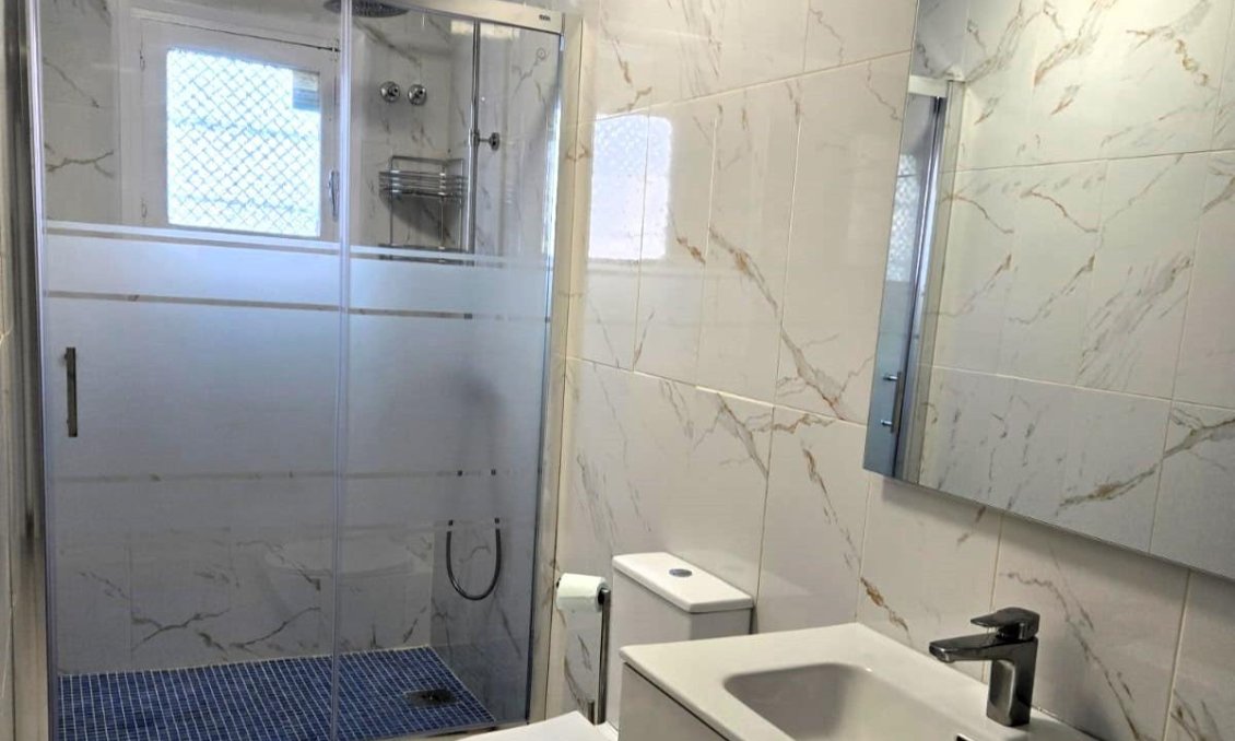 Wiederverkauf - Town House -
Torrevieja - La Mata