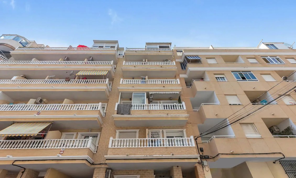 Wiederverkauf - Wohnung -
Torrevieja