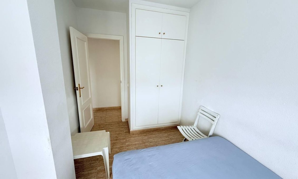 Segunda mano - Apartamento -
Orihuela Costa - Campoamor