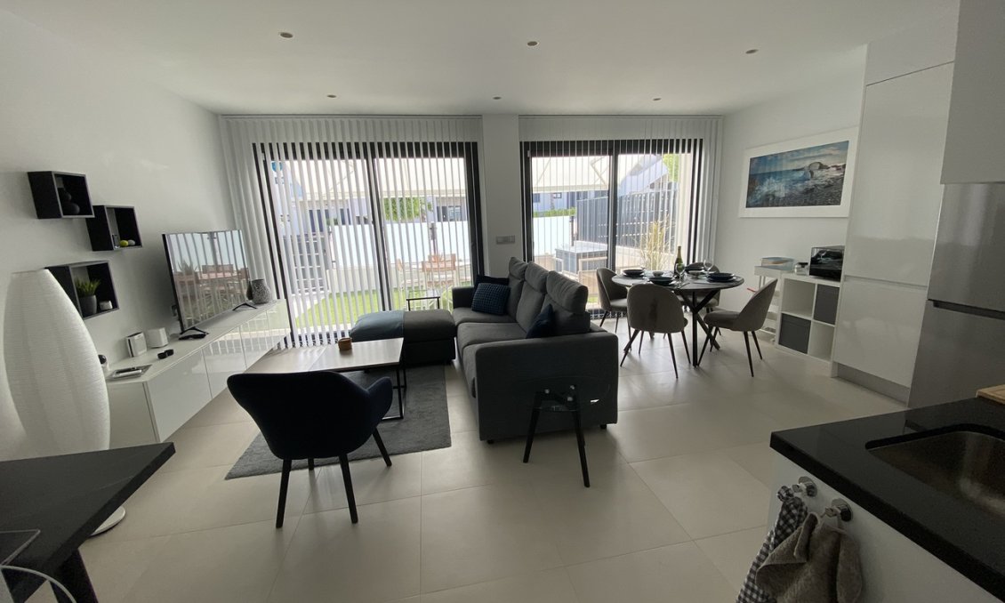 Wiederverkauf - Villa -
Lo Romero Golf - Costa Blanca