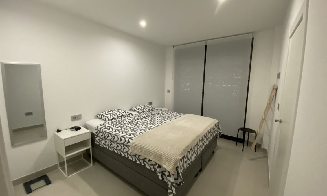 Wiederverkauf - Villa -
Lo Romero Golf - Costa Blanca