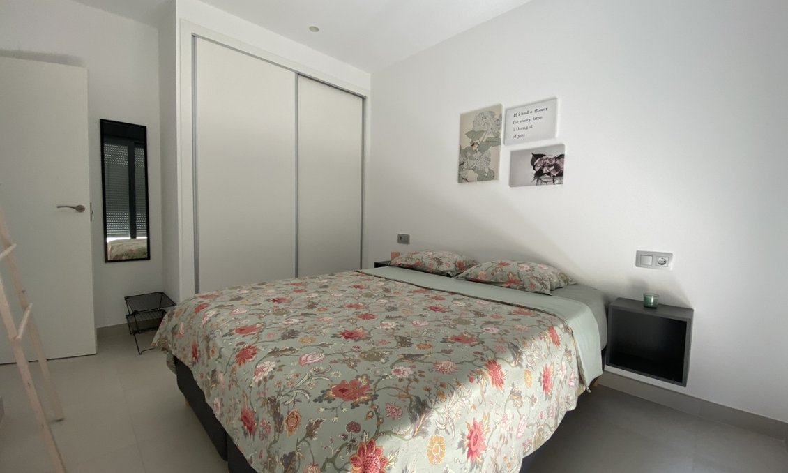 Wiederverkauf - Villa -
Lo Romero Golf - Costa Blanca