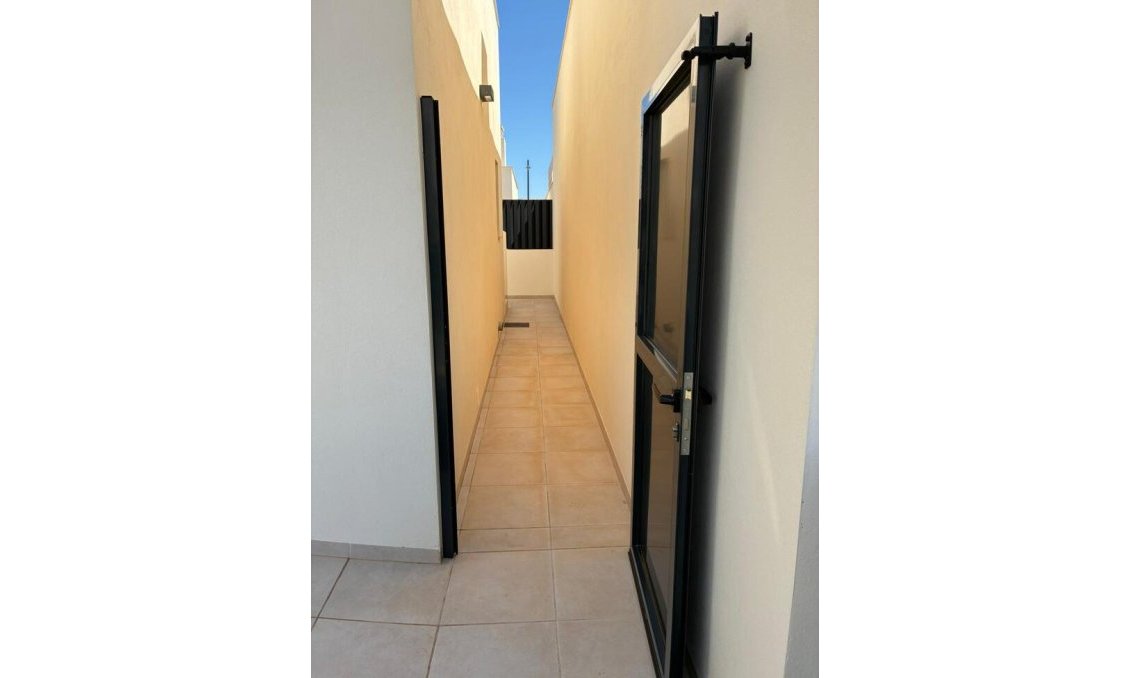 Wiederverkauf - Villa -
Lo Romero Golf - Costa Blanca