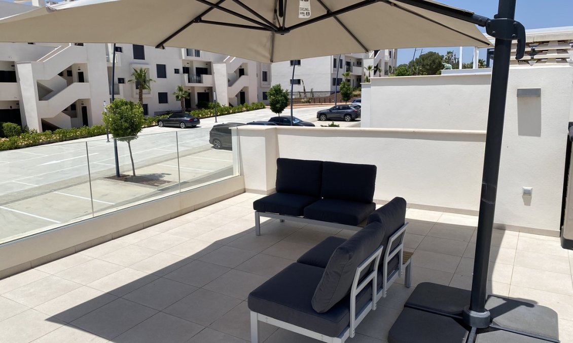 Wiederverkauf - Villa -
Lo Romero Golf - Costa Blanca