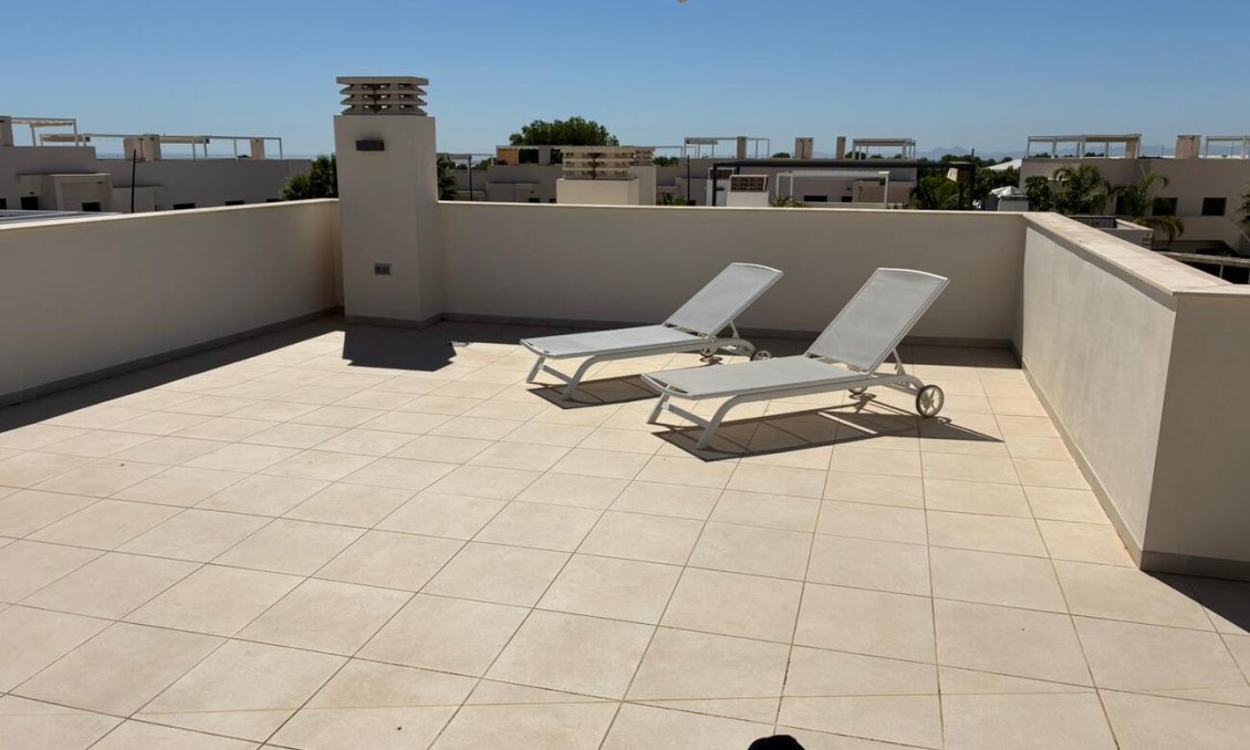 Wiederverkauf - Villa -
Lo Romero Golf - Costa Blanca