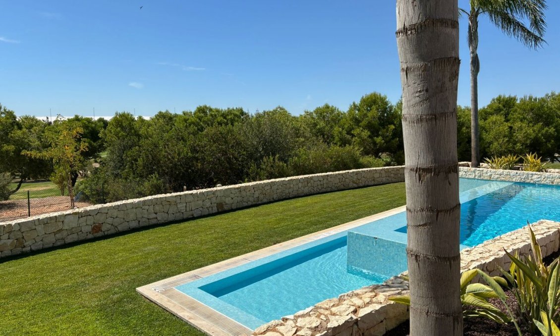 Wiederverkauf - Villa -
Lo Romero Golf - Costa Blanca