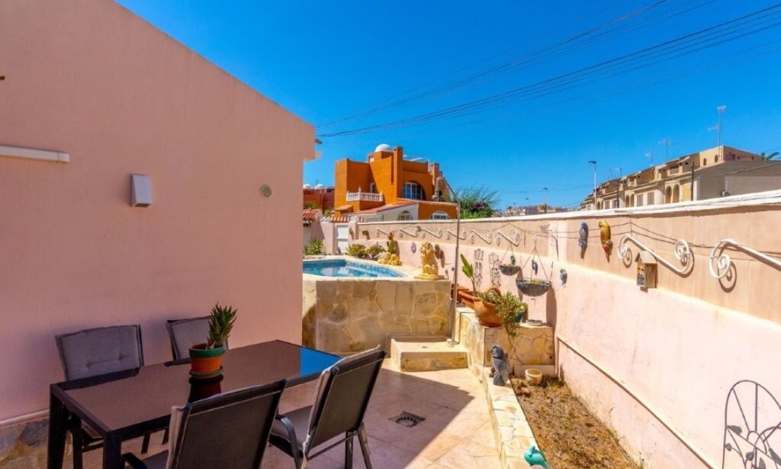 Wiederverkauf - Town House -
Torrevieja - Los Frutales/ La Rosaleda