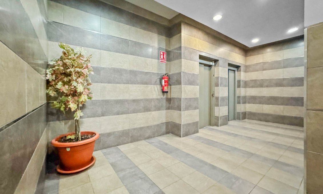 Revente - Appartement -
Torrevieja - Costa Blanca