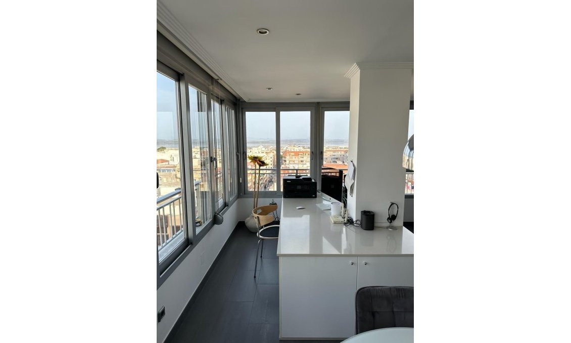 Resale - Penthouse -
Torrevieja - El Acequión - Los Náufragos