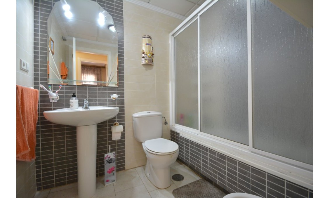 Használt Ingatlanok - Apartman -
Guardamar del Segura - Costa Blanca