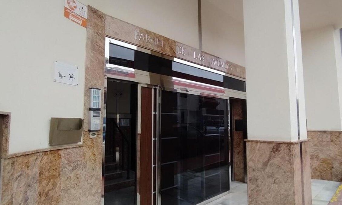 Resale - Apartment -
Torrevieja