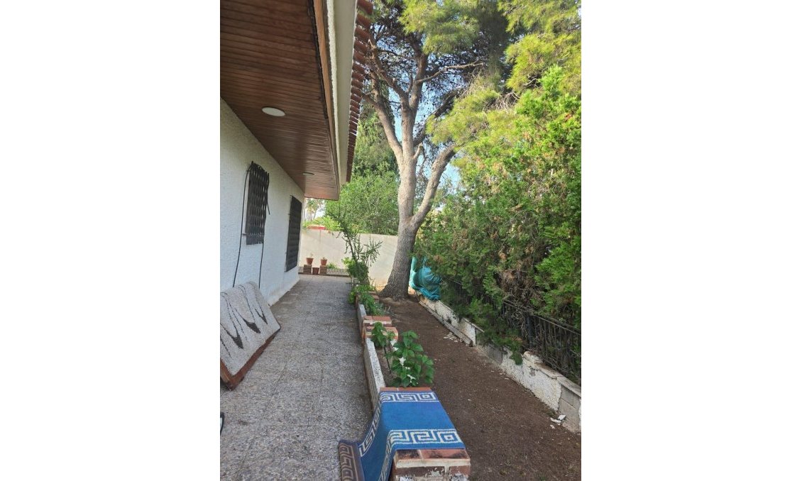 Revente - Villa -
Orihuela Costa - Campoamor