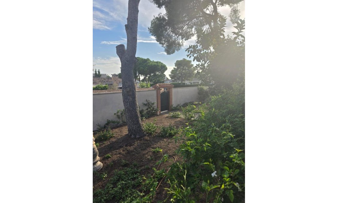 Revente - Villa -
Orihuela Costa - Campoamor