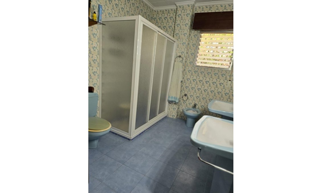 Revente - Villa -
Orihuela Costa - Campoamor