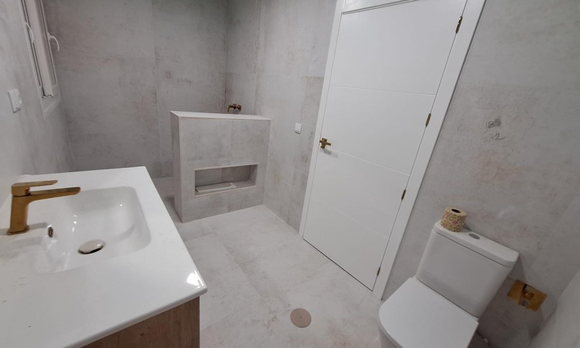 Wiederverkauf - Wohnung -
Torrevieja - Acequion