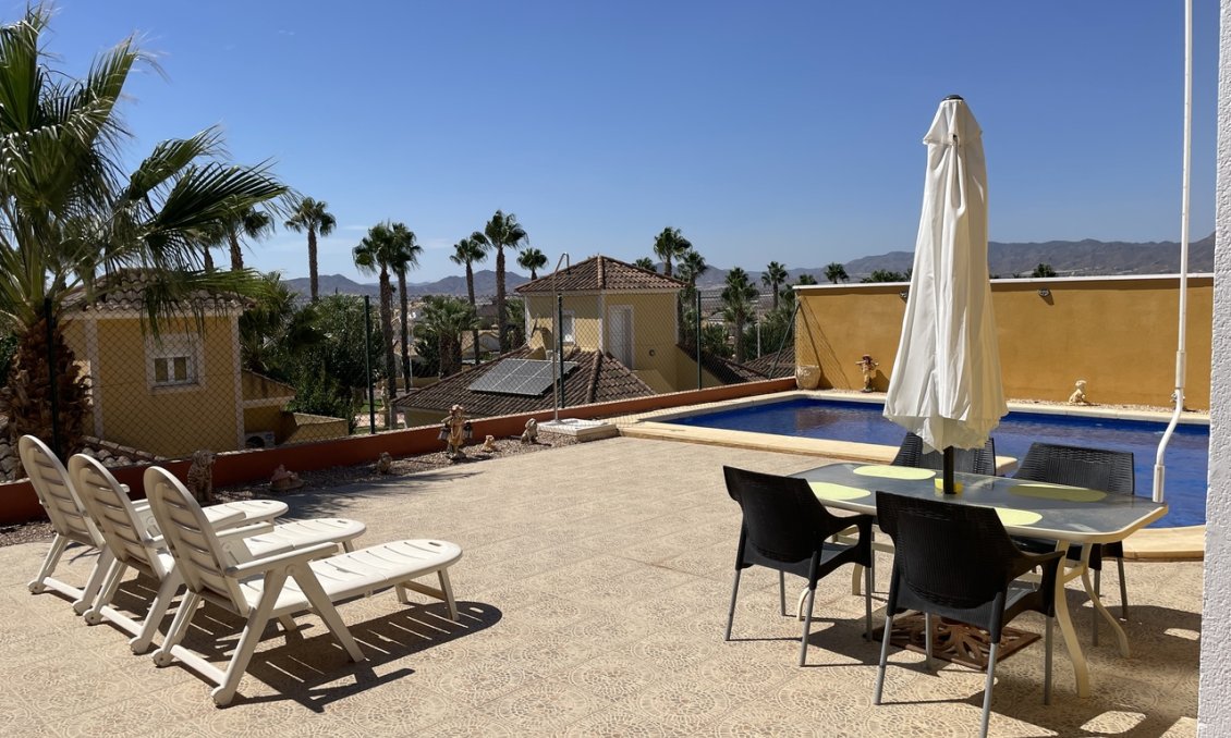 Wiederverkauf - Villa -
Mazarron Country Club - Inland