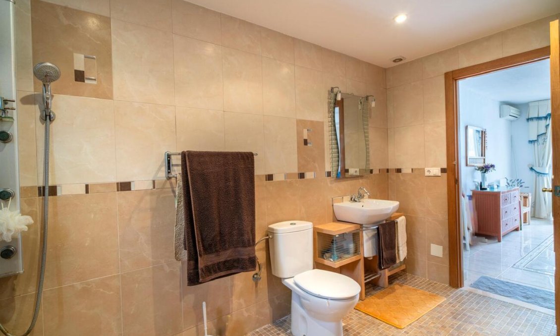 Revente - Villa -
Orihuela