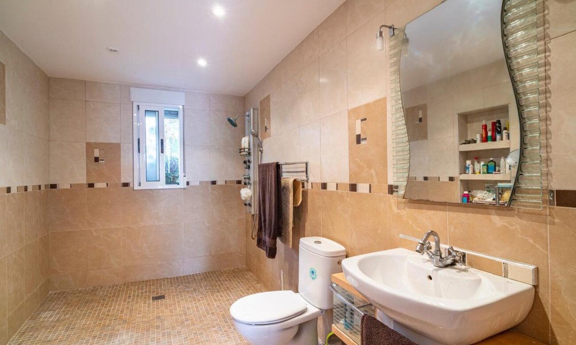 Revente - Villa -
Orihuela