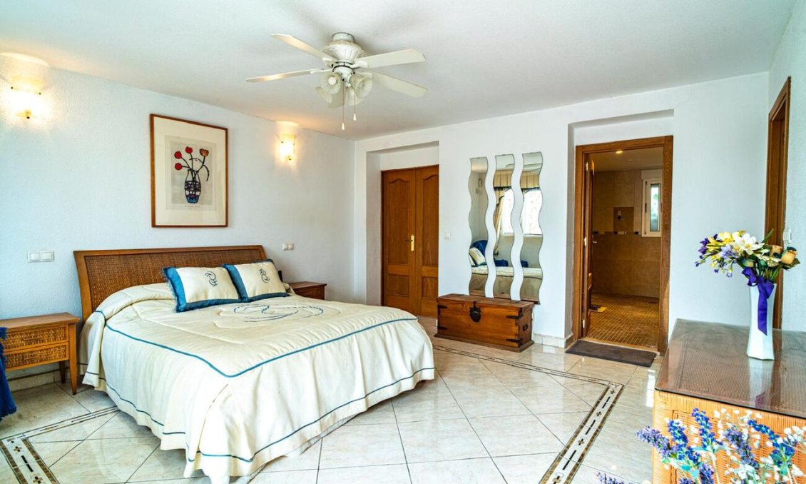 Revente - Villa -
Orihuela