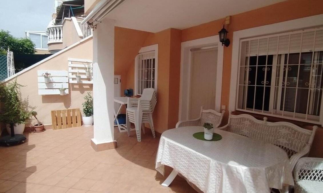 Wiederverkauf - Bungalow -
Torrevieja - LA VELETA MAR AZUL