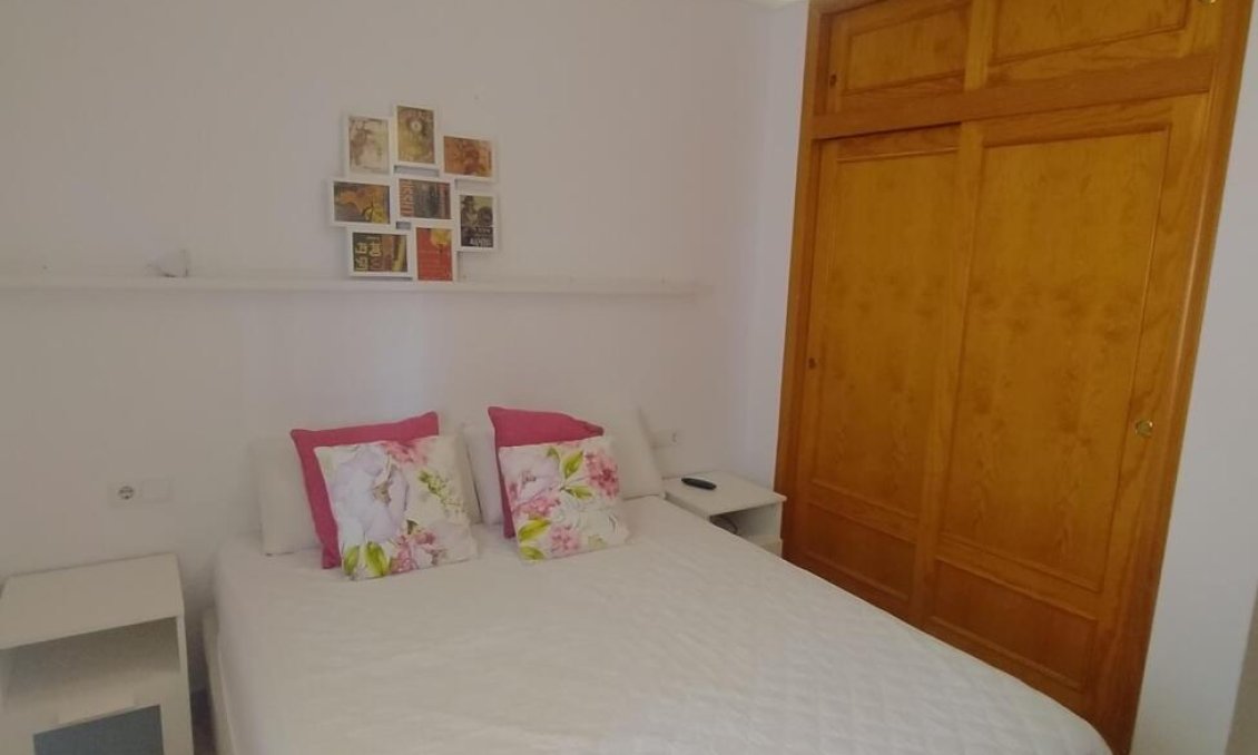 Wiederverkauf - Bungalow -
Torrevieja - LA VELETA MAR AZUL