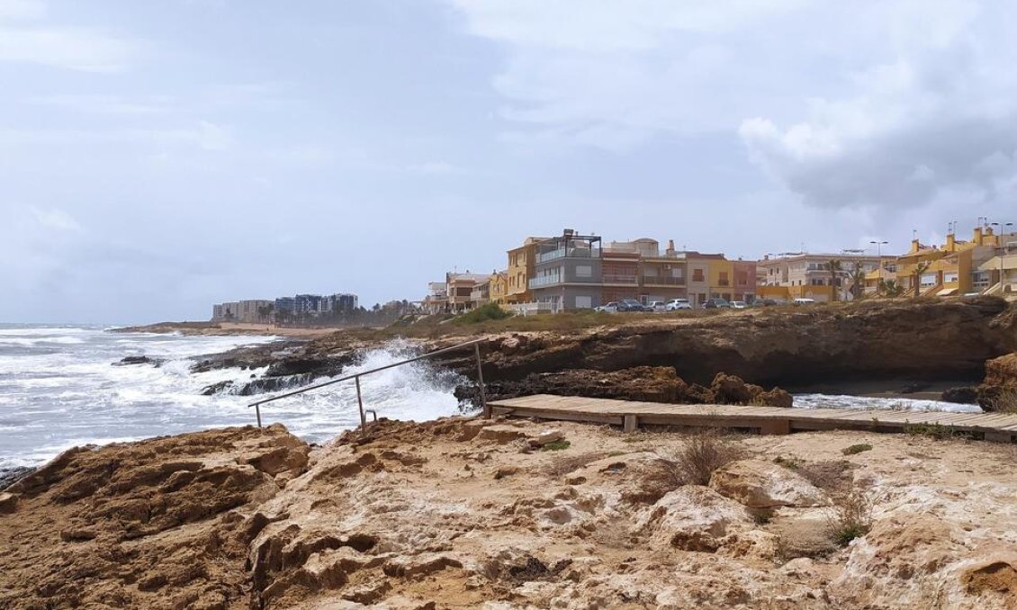 Wiederverkauf - Bungalow -
Torrevieja - LA VELETA MAR AZUL