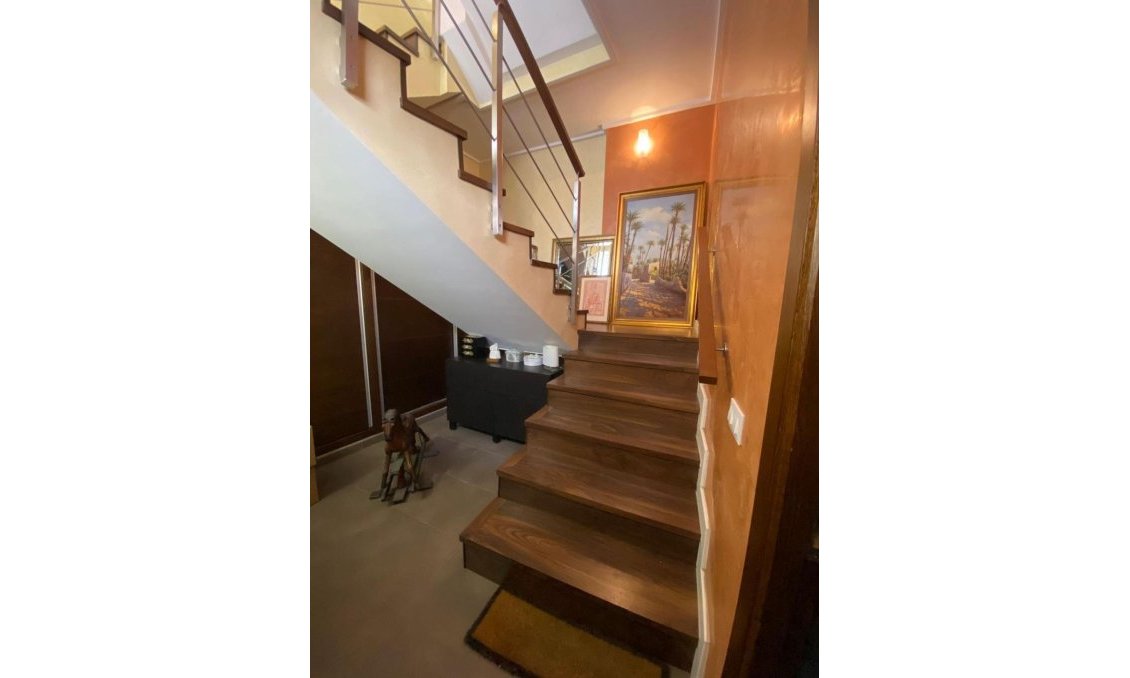 Wiederverkauf - Villa -
Torrevieja - Centro - Muelle Pesquero