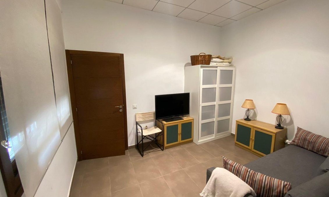 Wiederverkauf - Villa -
Torrevieja - Centro - Muelle Pesquero