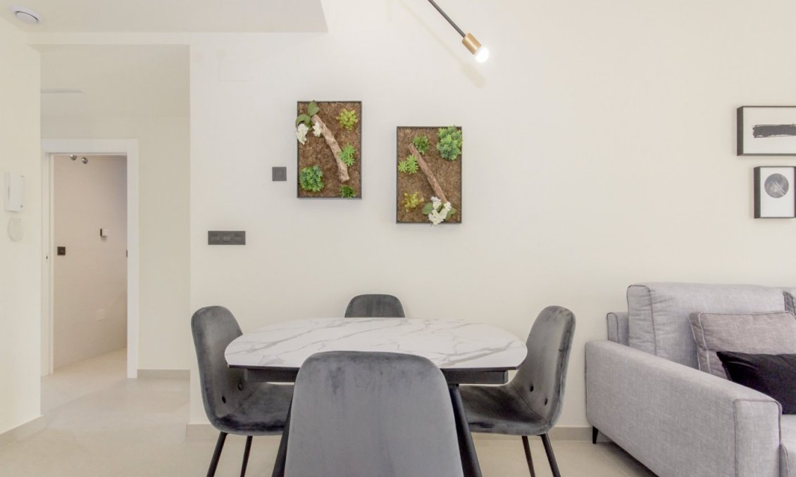 Neue Gebäude - Bungalow -
Torrevieja - Los Balcones