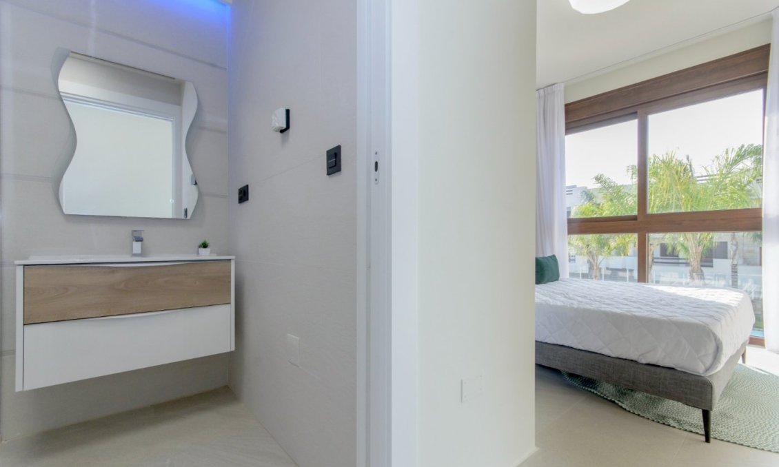 Neue Gebäude - Bungalow -
Torrevieja - Los Balcones