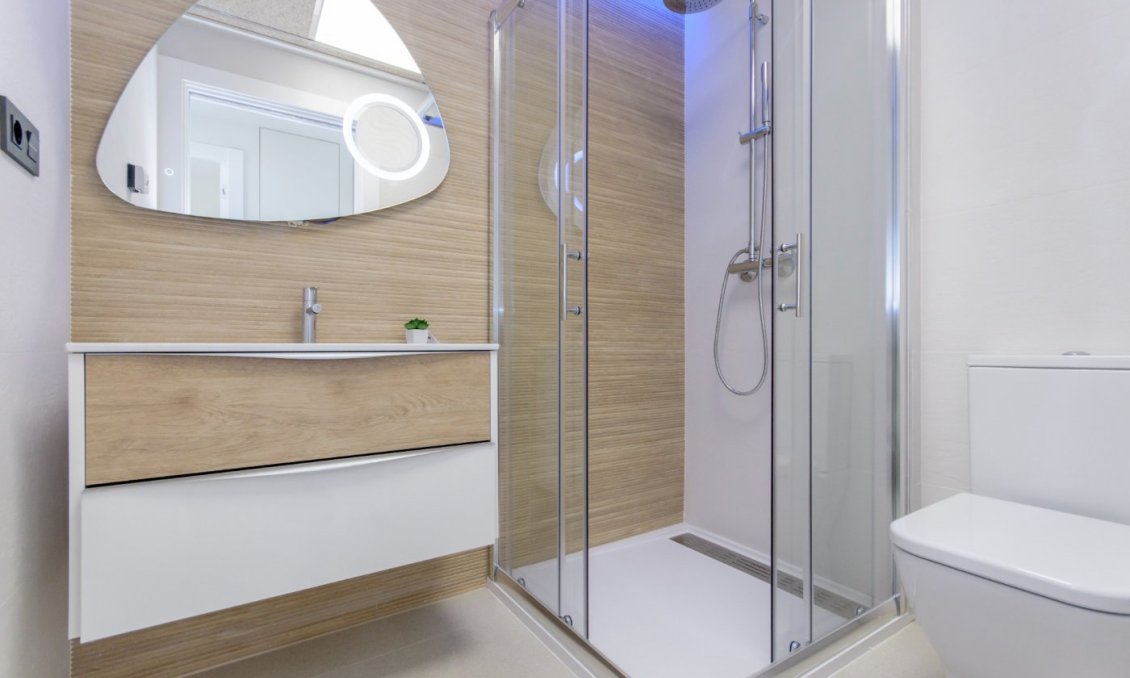 Neue Gebäude - Bungalow -
Torrevieja - Los Balcones