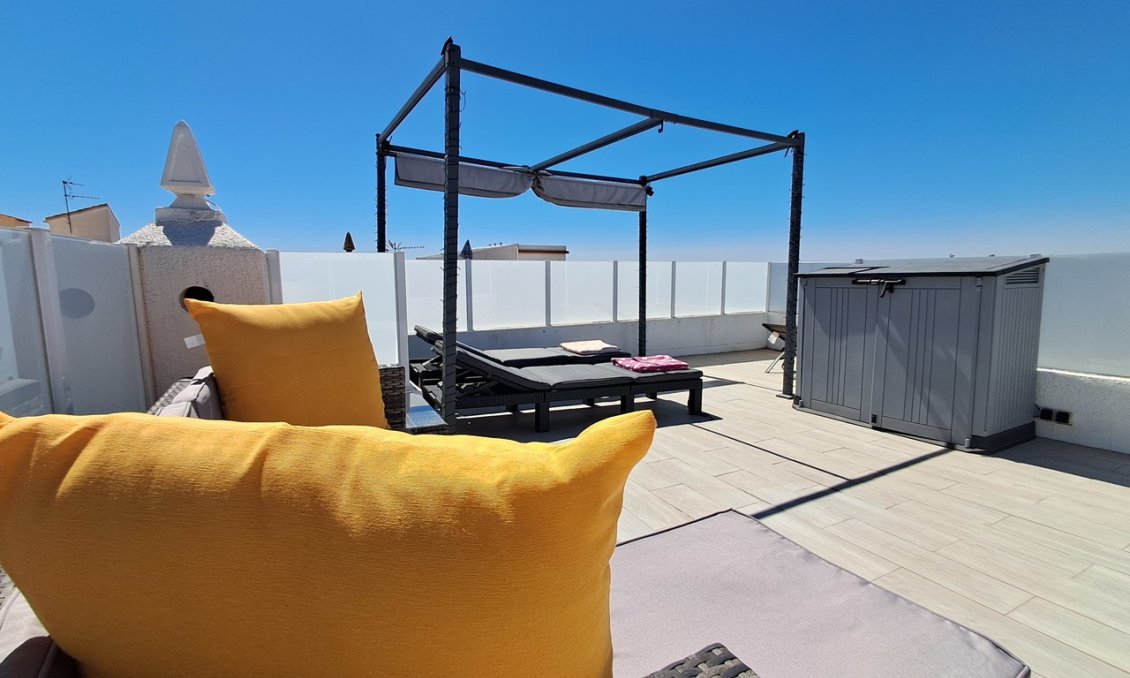 Resale - Penthouse -
San Miguel de Salinas - Inland