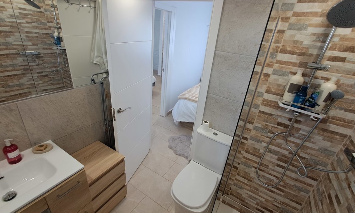 Resale - Penthouse -
San Miguel de Salinas - Inland