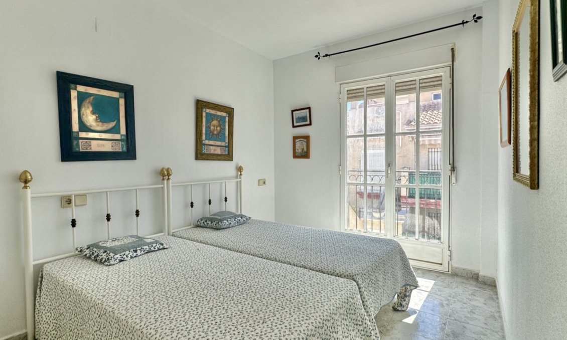 Revânzare - Apartament -
Orihuela Costa - Costa Blanca