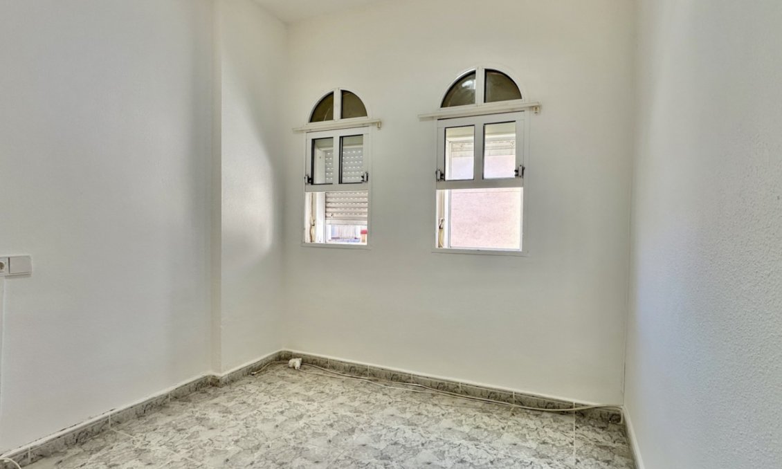 Revânzare - Apartament -
Orihuela Costa - Costa Blanca