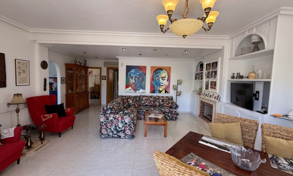 Revânzare - Vilă -
Orihuela Costa - Costa Blanca