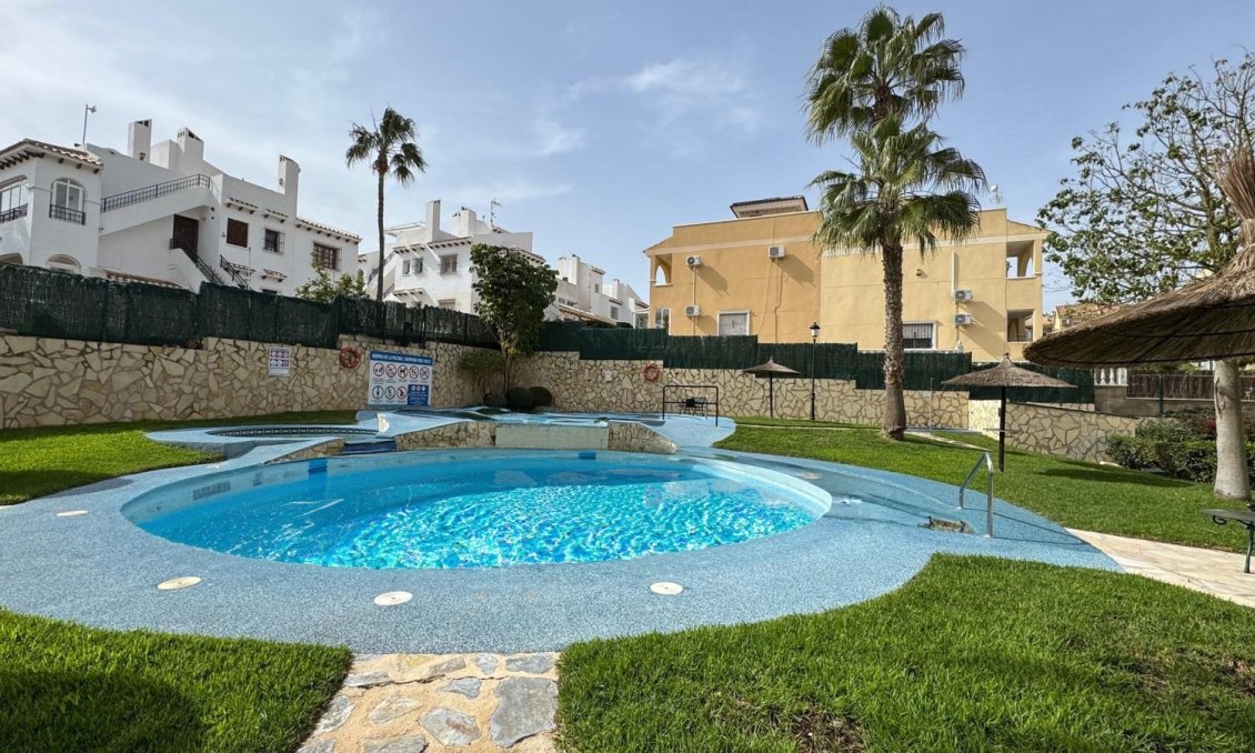 Resale - Apartment -
Villamartin - Costa Blanca