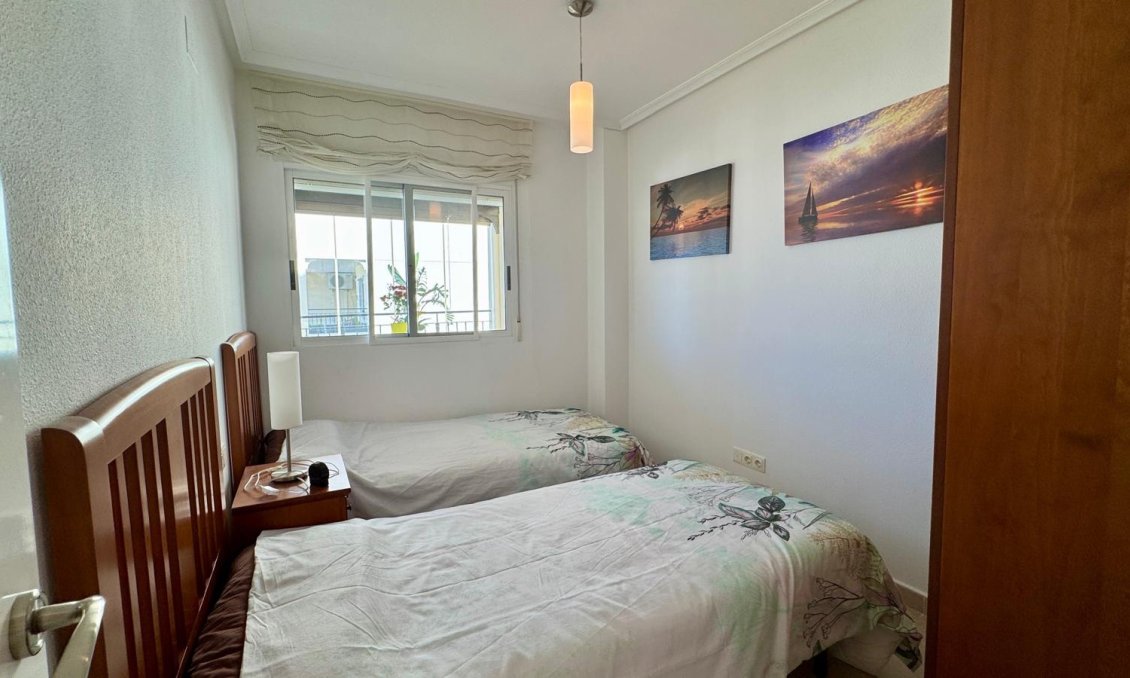 Resale - Apartment -
Villamartin - Costa Blanca