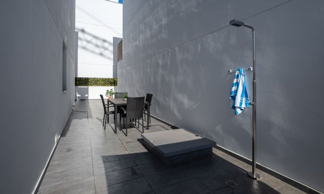 Wiederverkauf - Villa -
Torrevieja - Costa Blanca