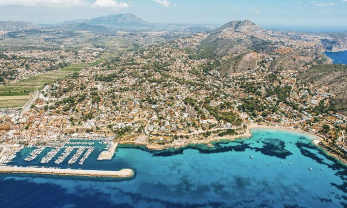 Resale - Villa -
Moraira - Costa Blanca