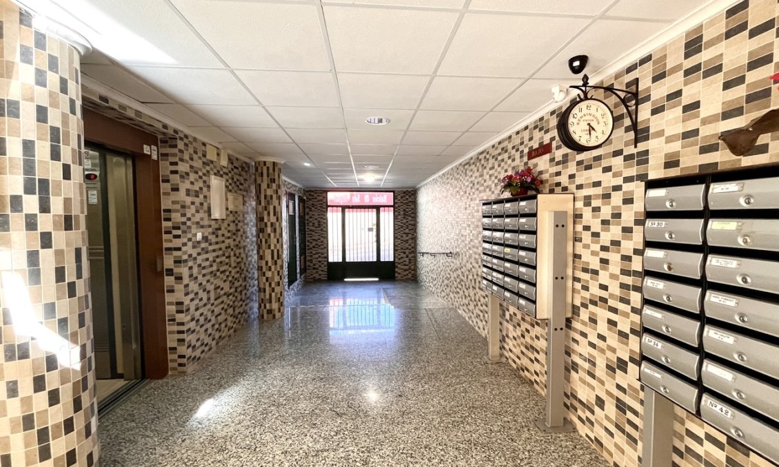 Wiederverkauf - Wohnung -
San Miguel de Salinas - Inland