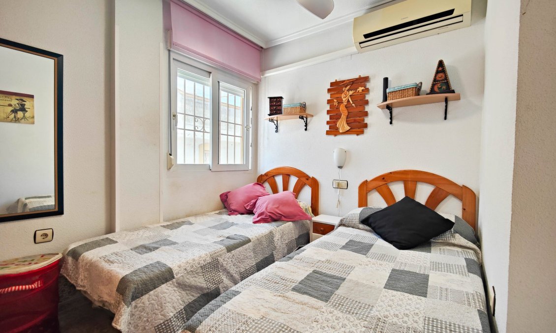 Revente - Bungalow -
Torrevieja - Costa Blanca