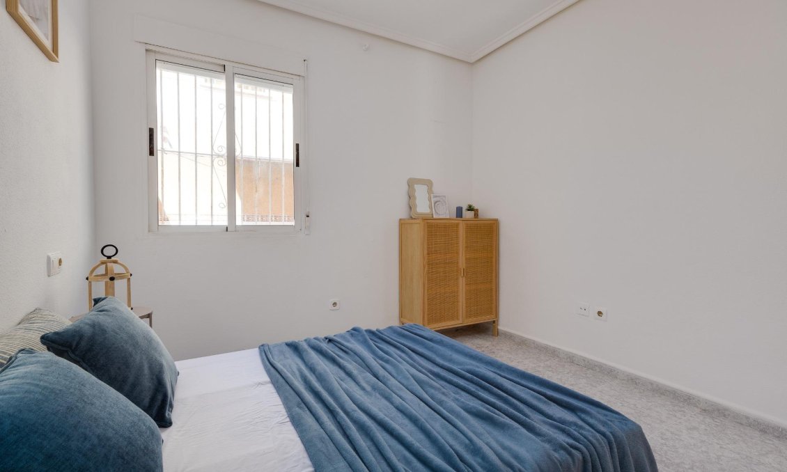 Wiederverkauf - Bungalow -
Torrevieja - Los Frutales