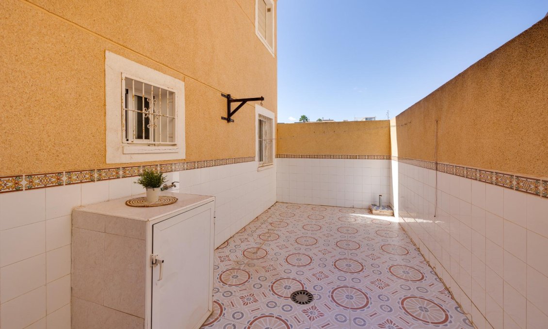 Wiederverkauf - Bungalow -
Torrevieja - Los Frutales