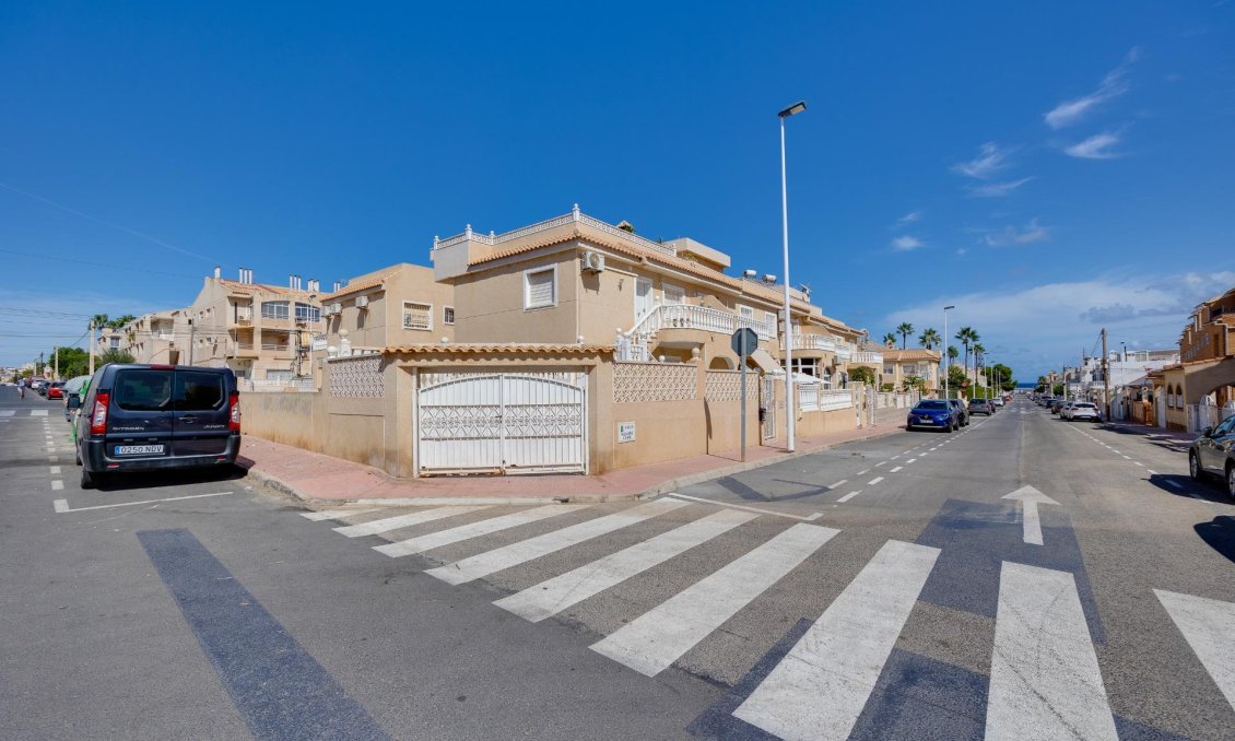 Wiederverkauf - Bungalow -
Torrevieja - Los Frutales