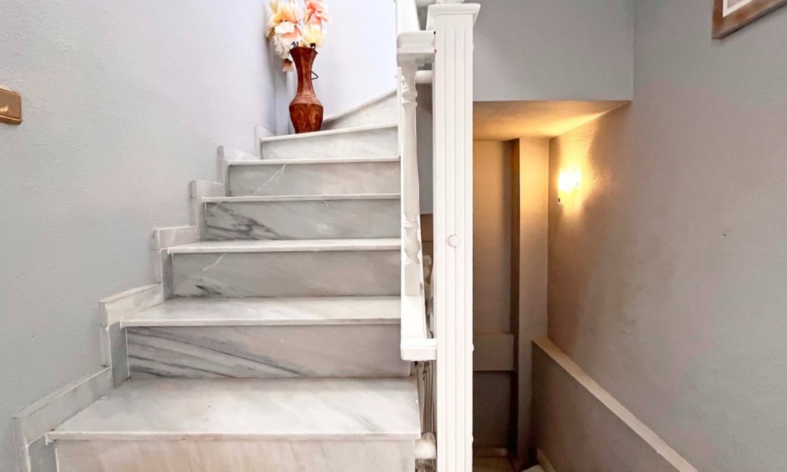 Revânzare - Vilă -
Orihuela Costa - Costa Blanca