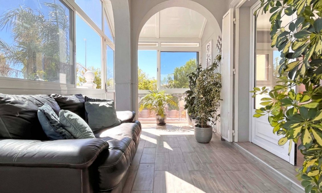 Revânzare - Vilă -
Orihuela Costa - Costa Blanca