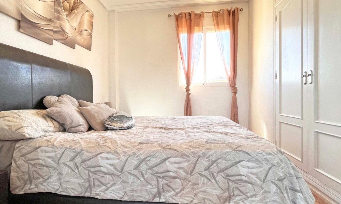 Revânzare - Vilă -
Orihuela Costa - Costa Blanca