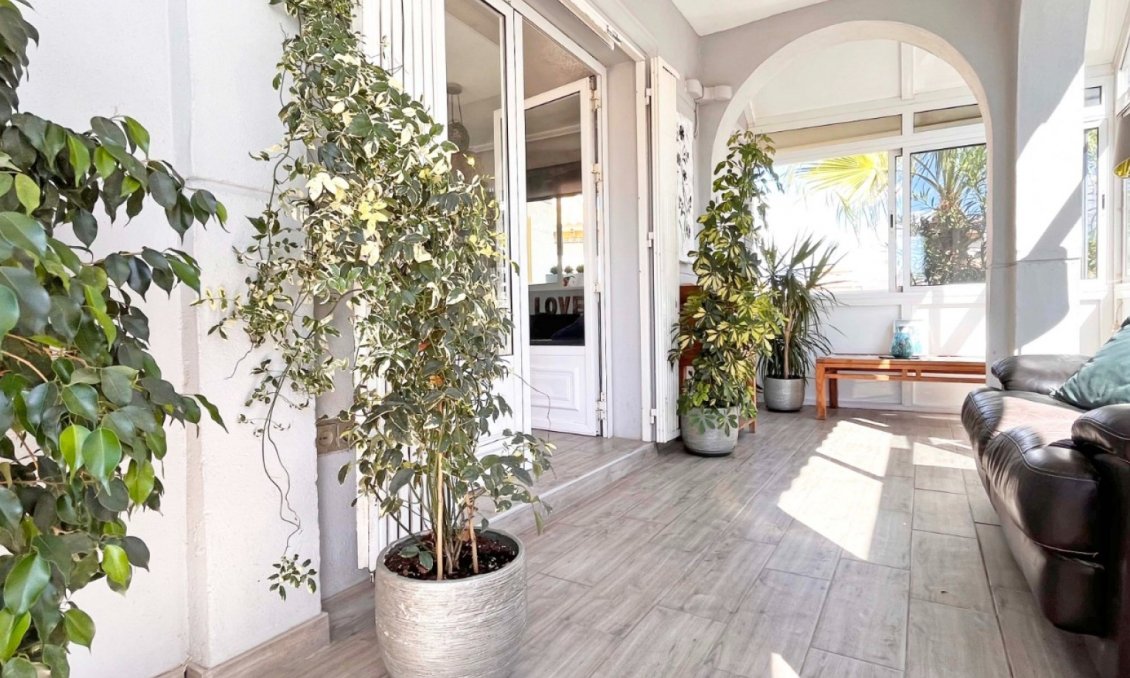 Revânzare - Vilă -
Orihuela Costa - Costa Blanca