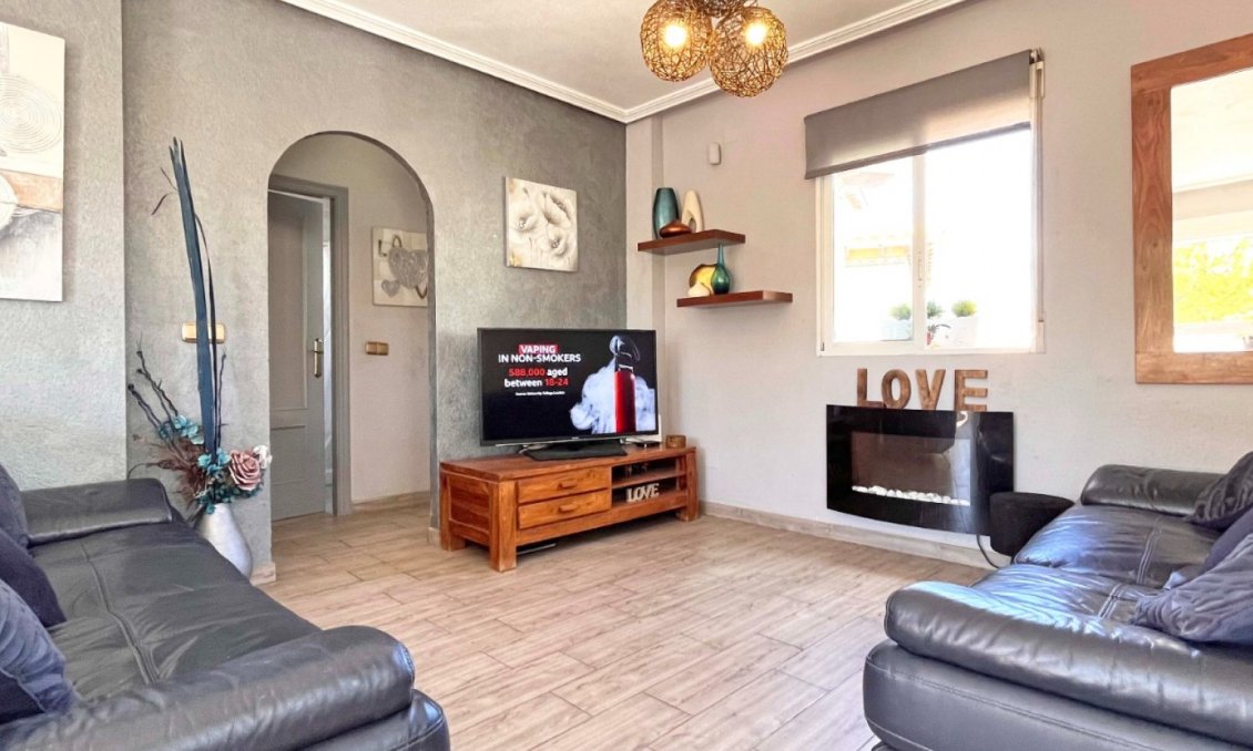 Revânzare - Vilă -
Orihuela Costa - Costa Blanca